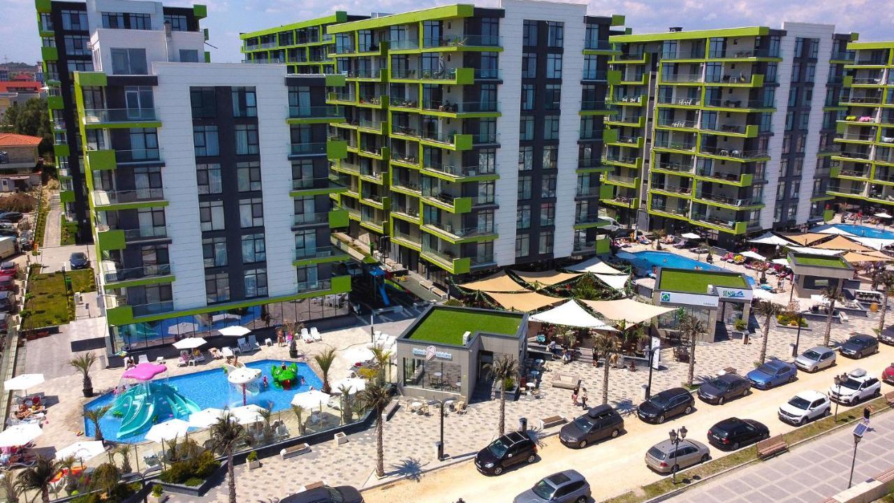 Blue Lagoon Aparthotel Pool & Spa Mamaia Nord Неводарі Екстер'єр фото